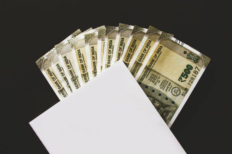 The Impact of Political Campaign Rhetoric on Election Campaign Outcomes